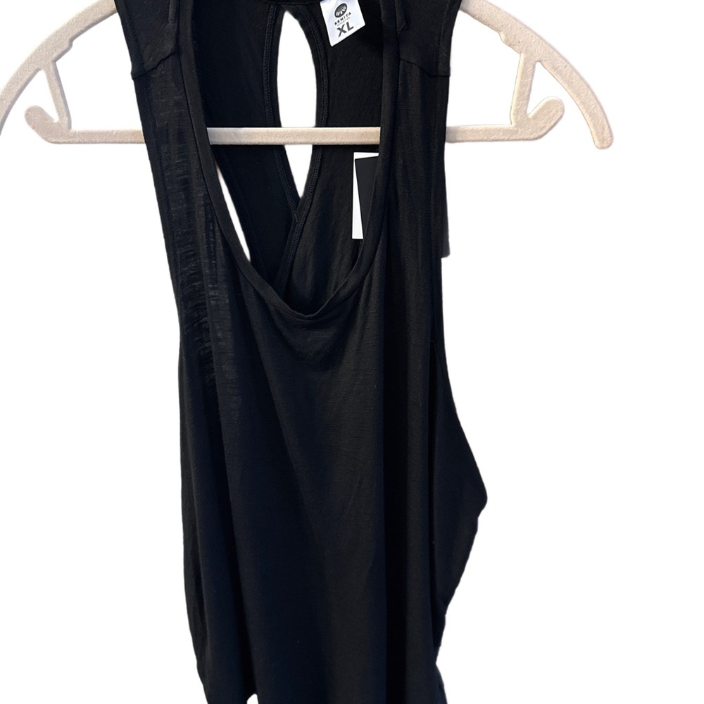 Senita Athletics Black Muscle Tee